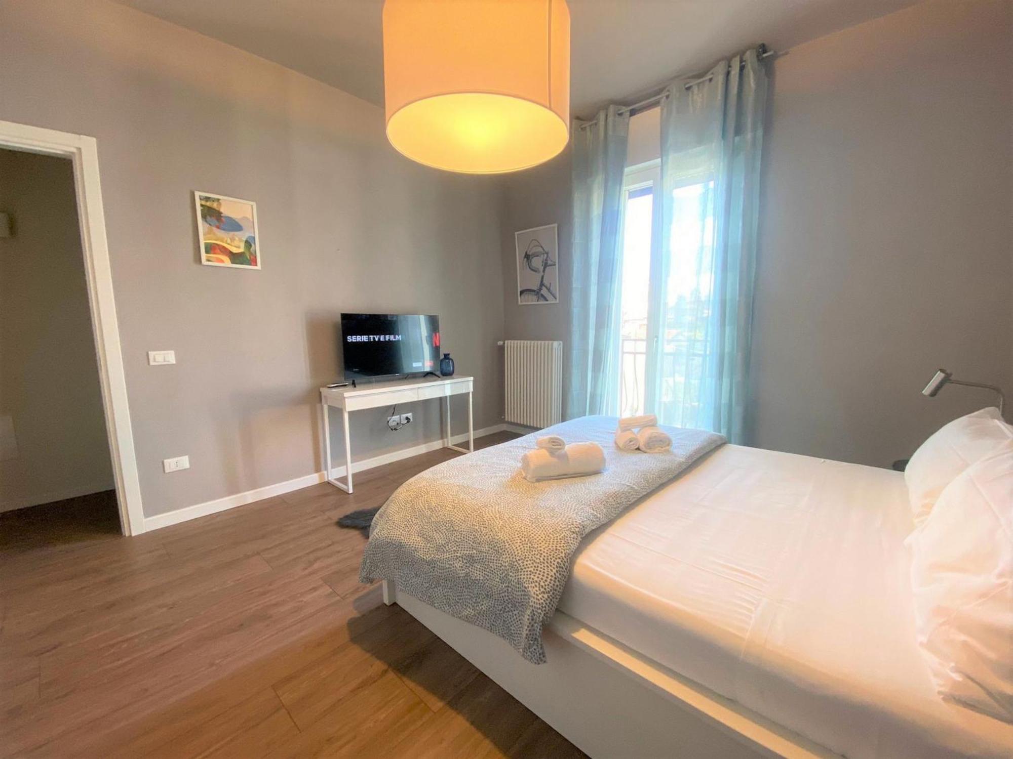 Desenzanoloft Official Partner Marriott Homes & Villas - Bacco Family Apartment Ντεζεντσάνο ντελ Γκάρντα Εξωτερικό φωτογραφία